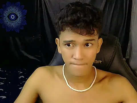 hugekenbigcock Pertunjukan Webcam