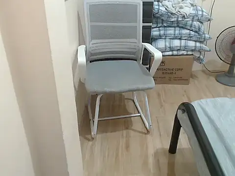 Chat XXX en directo de xTheLastVIRGINx