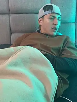 Czat XXX na żywo – NaytonFreeman