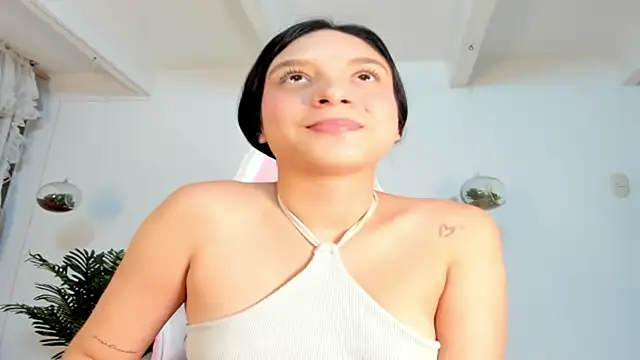 Chatroom XXX en direct de violet_77711