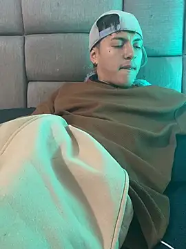 NaytonFreeman élő XXX-chatje