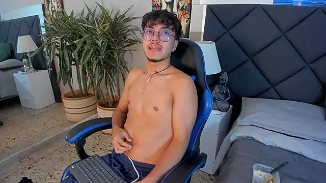 kai_storn 现场XXX聊天