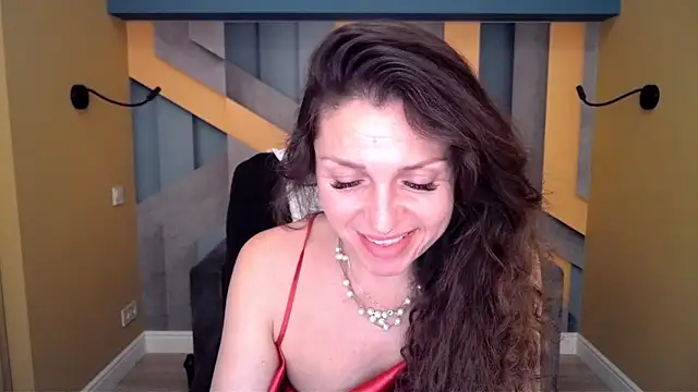 EllaLong's Live XXX Chat