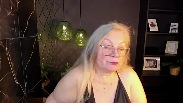 NataliMellow's Live XXX Chat