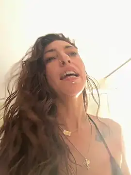 Amani_thewolf – Naživo XXX chat