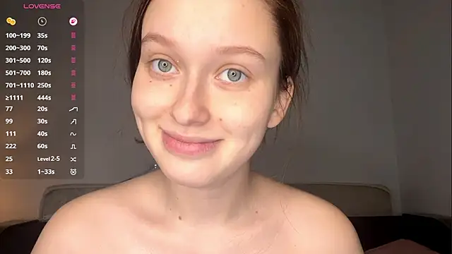 LoryMusetti: вебкам-шоу