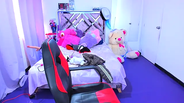 XXX chat uživo modela Luna_Analya