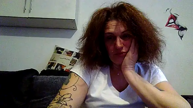 RubyyRosee Adlı Modelin Canlı XXX Sohbeti