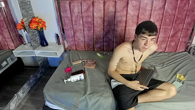 lucy_78_sweetn Webbikameraesitys