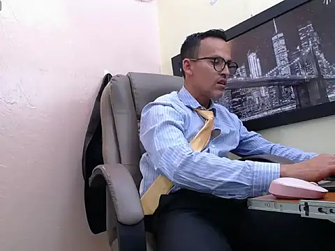 Oswalldo__ élő XXX-chatje