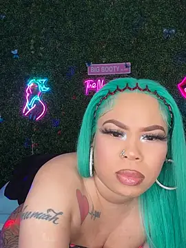 Chat XXX en directo de RenaThickAss