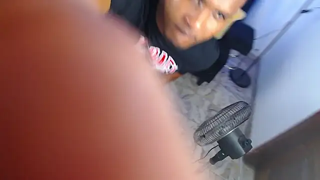 Show modela MaxCum18_ na web-kameri