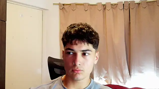 jimmy_class Adlı Modelin Canlı XXX Sohbeti