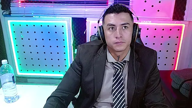 Godofcumxxx 现场XXX聊天