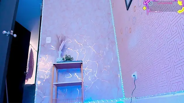 Chat +18 de Mia_Gothzx ao vivo