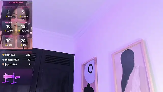 Chat +18 de valentinna_montess ao vivo