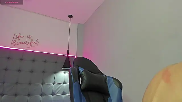 Sylasfrost: απευθείας συνομιλία ΧΧΧ