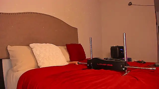 yiauana Live XXX Chat