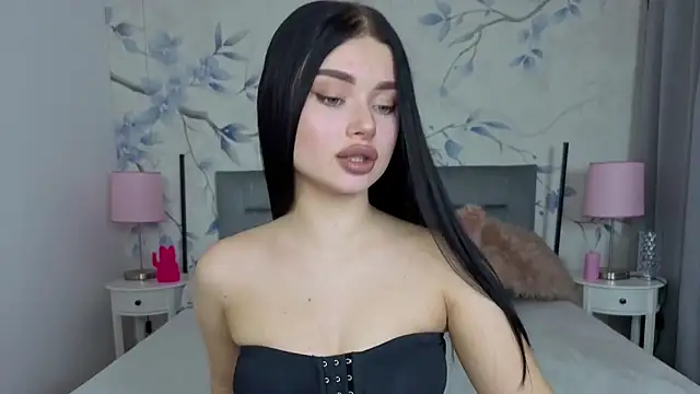 Chat +18 de Silena_sky ao vivo