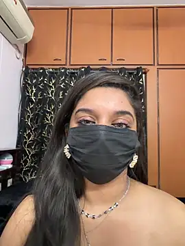 XXX chat uživo modela Sirishateluguammai