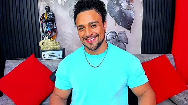 MikeEstevess: онлайн-секс-чат