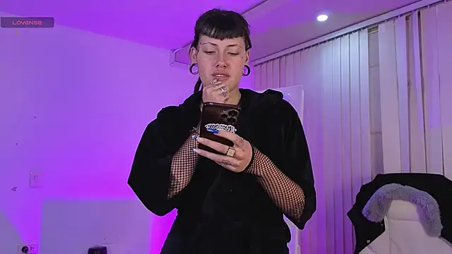 _sharlotte777 Live XXX-chat