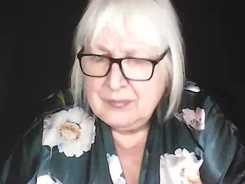 Alexia64231's Webcam Show