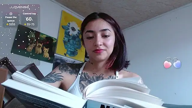 ZoeBakers_'s Live XXX Chat