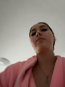 Živý XXX chat Lucy_doll22