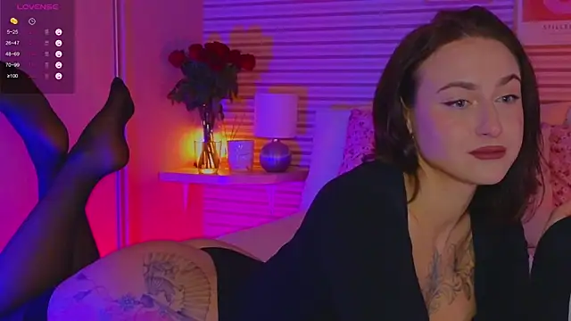 Chat +18 de Lilii_villi ao vivo