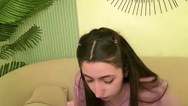 Gloria_Bendall's Live XXX Chat