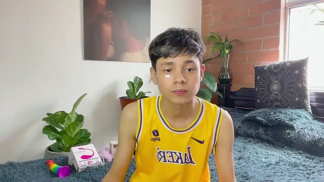 Andy_Belier23 – Live XXX-chat