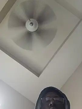 Pokazy przed kamerką – Txdarkmeat74