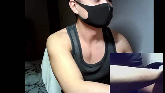 Pokazy przed kamerką – 0066top