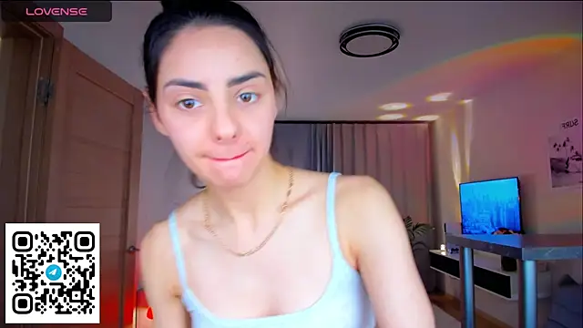 EmiliaZen Obrolan Langsung XXX