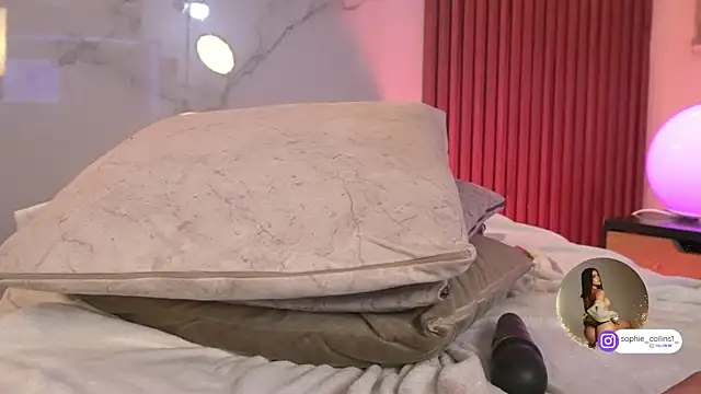 SophieCollins_1n Live XXX chat