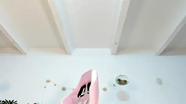 violet_77711's Live XXX Chat