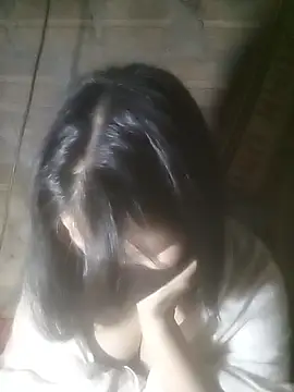 Yang-my- 在線直播表演