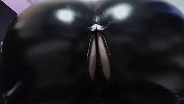 _Jade_16 Adlı Modelin Canlı XXX Sohbeti