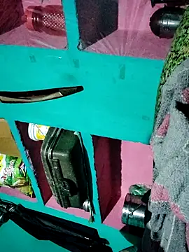 Show de Pooja750 na webcam