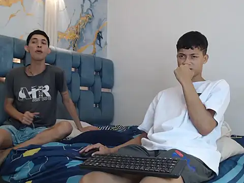 GOLD_BOYS Chat XXX live