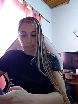 Iris_love18 – Naživo XXX chat