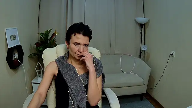 AvaSaturnian Live XXX-chat