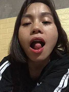 Sarahkiu Live XXX-chat