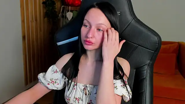 Živý XXX chat NaomiBlakes