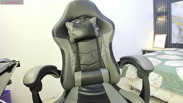 Dark_Desiree18: απευθείας συνομιλία ΧΧΧ