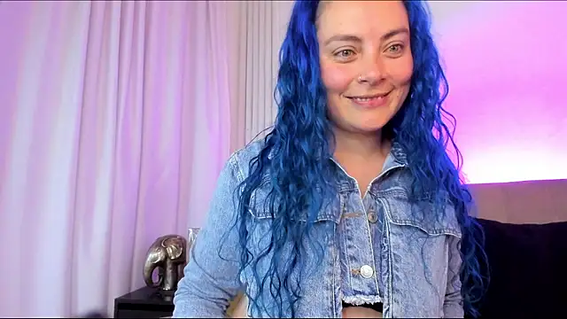 Blue_Foxxx – Live XXX-chat