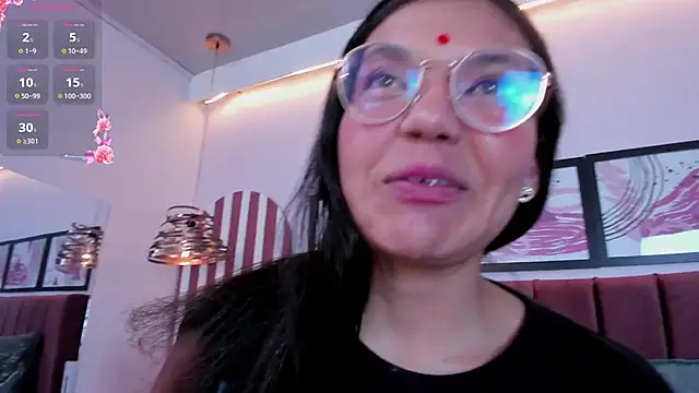 candice_johnss webkamerás műsora