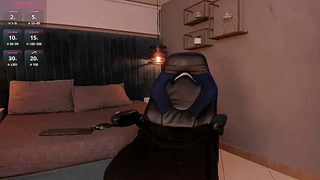 Show modela liam_es na web-kameri