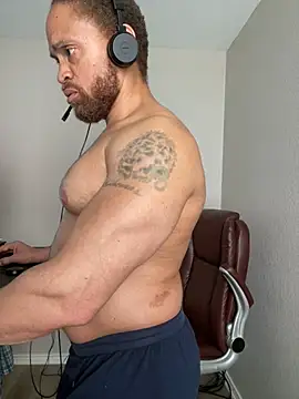 Show modela Fathero1time na web-kameri